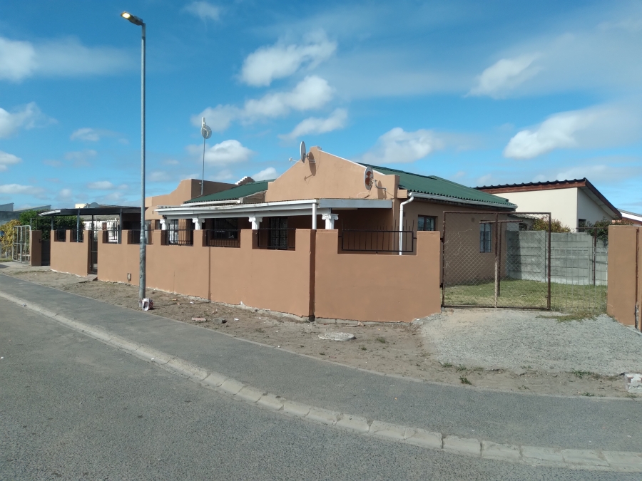 3 Bedroom Property for Sale in Ravensmead Western Cape